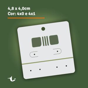 Tag par de Brincos com furo e Corte Especial • 4,8x4,0cm - 4x0 ou 4x1 Cores Escolha seu papel. Final 4,8x4,0cm | Arte 5,4x4,6cm | Sangria 3mm 4x0 Cores ou 4x1 Cores Laminação BOPP Frente Já incluso corte especial para Tag para par de Brincos com furo e Corte Especial Produção estimado entre 3 e 7 dias úteis